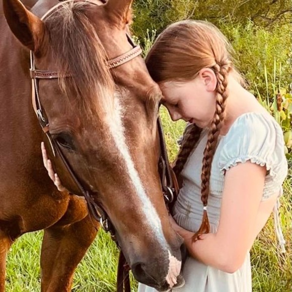 Meet your Posher, Vicki - Picture 1 of 1